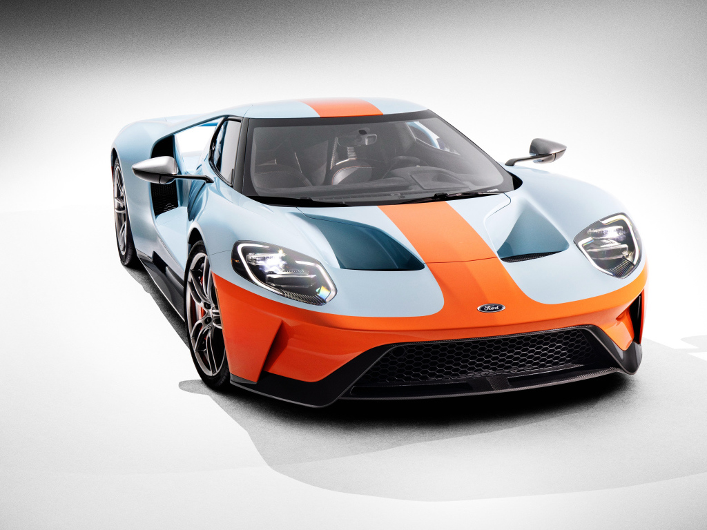 Новый спортивный автомобиль Ford GT Heritage Edition, 2019