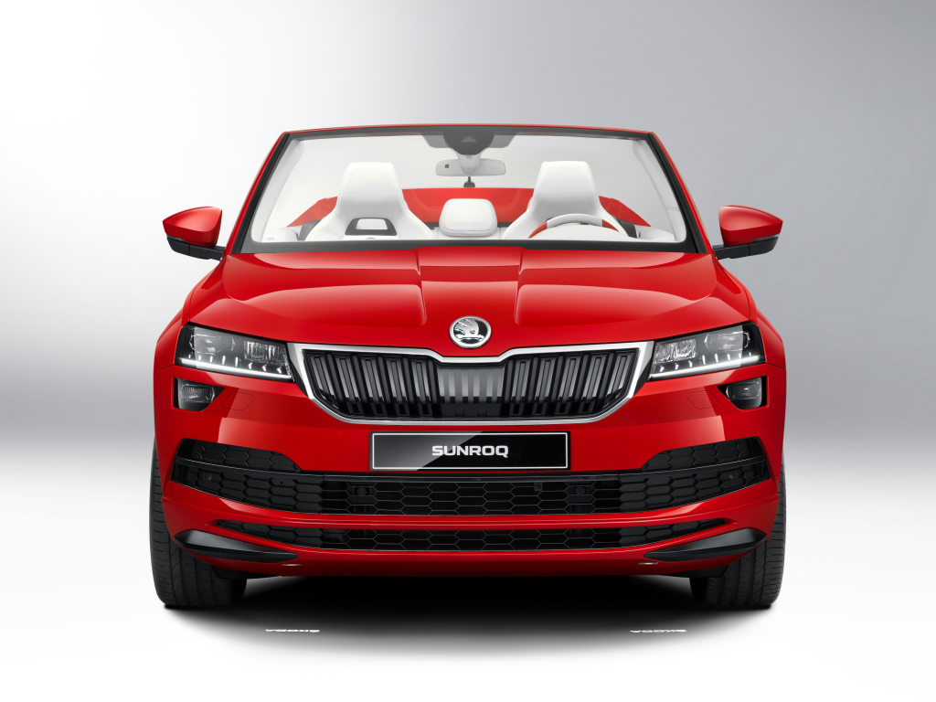 Красный автомобиль Skoda Sunroq Concept 2018   вид спереди