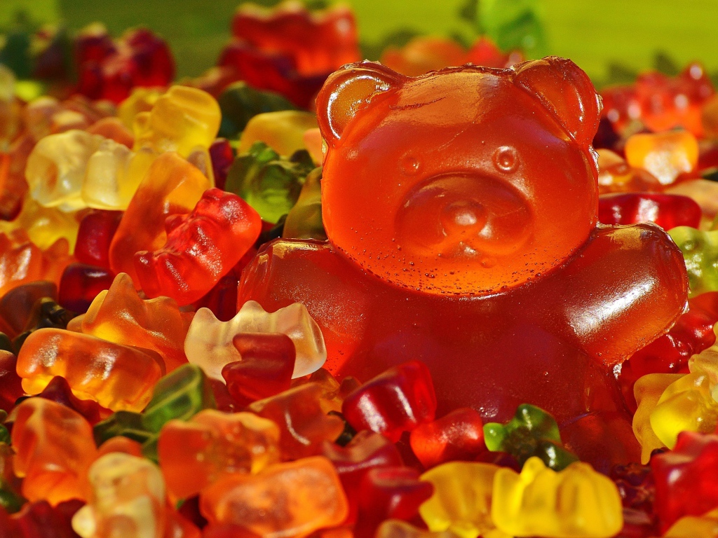 Разноцветные мармеладные мишки