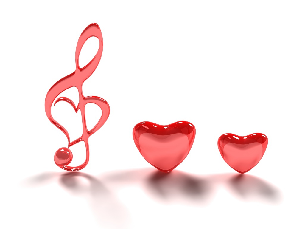 Два красных сердца и нота на белом фоне