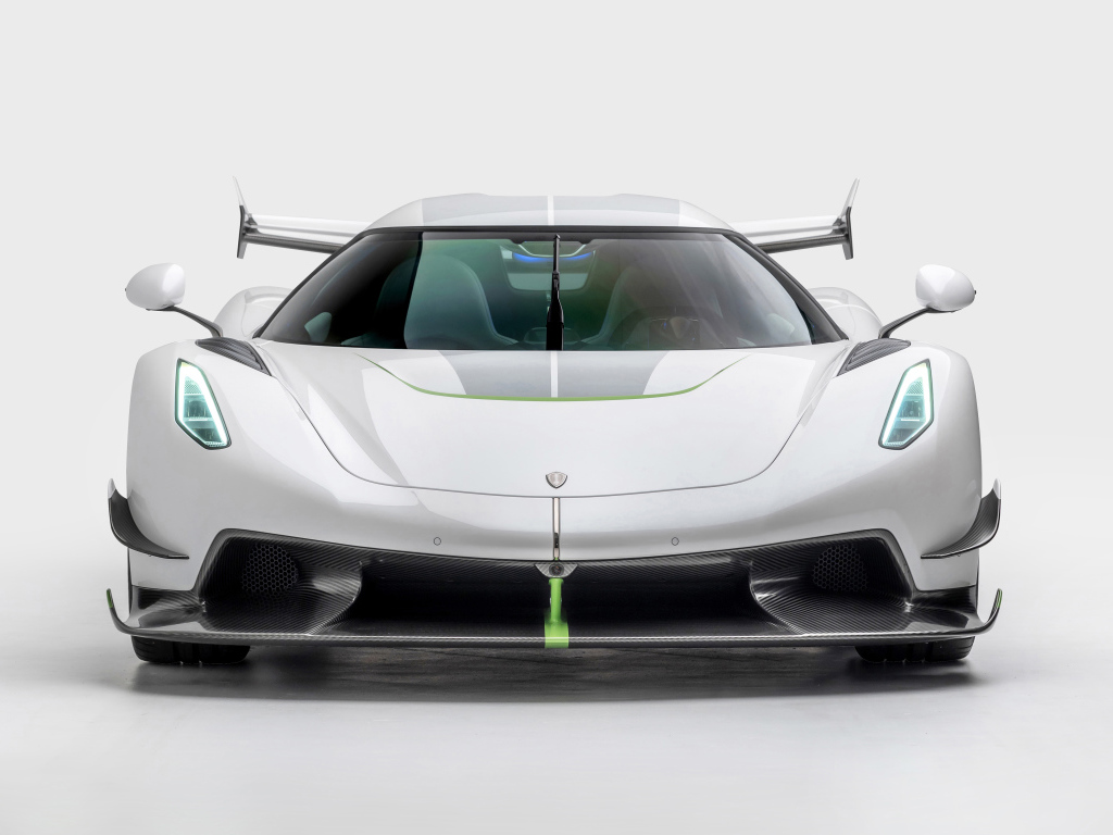 Быстрый спортивный автомобиль Koenigsegg Jesko 