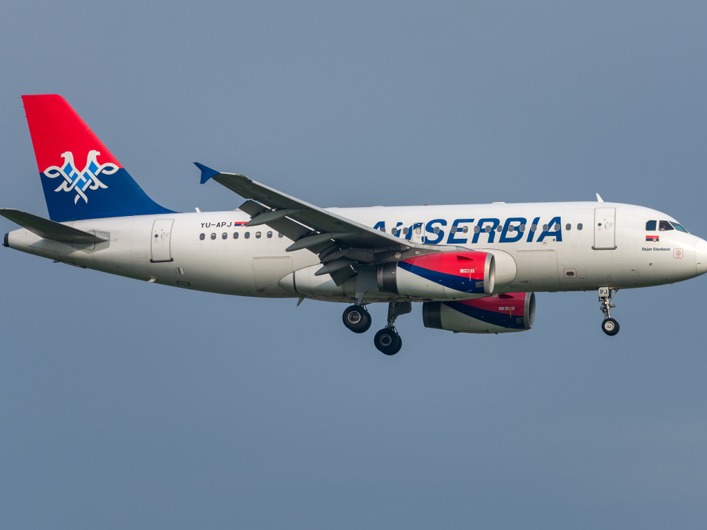 Large passenger Airbus A319-100, Air Serbia Airlines