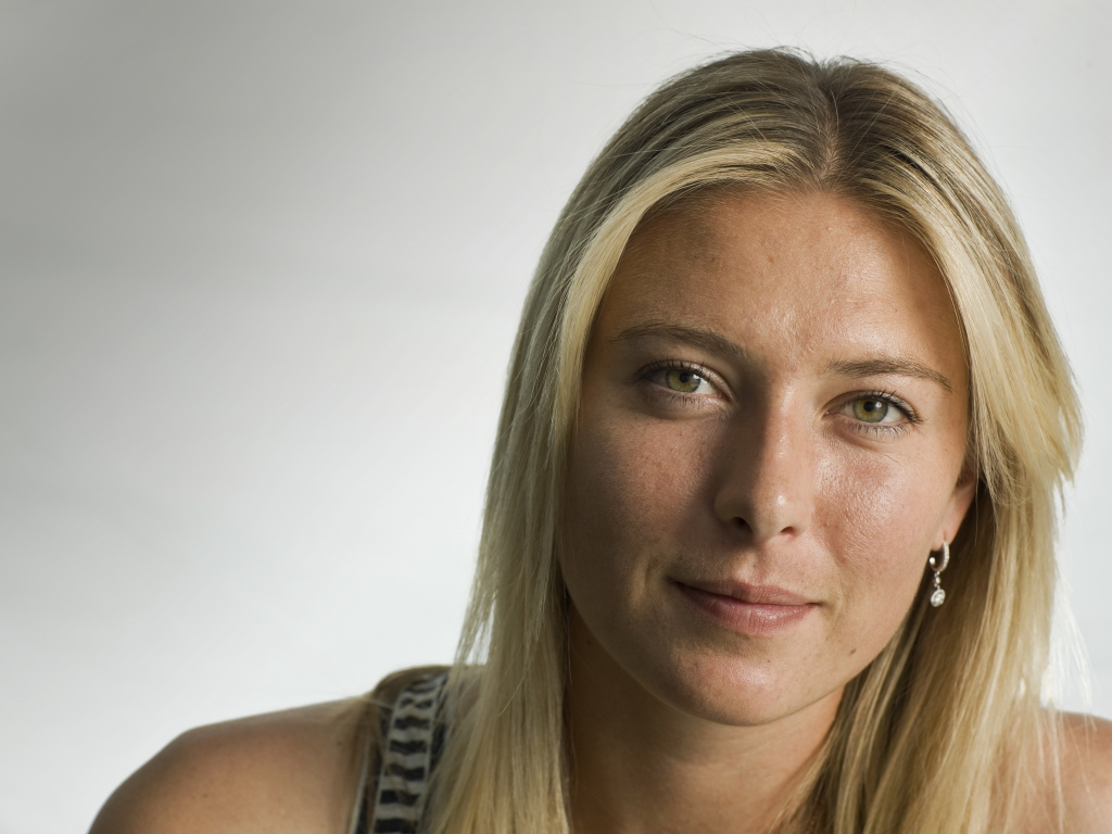 Российская теннисистка Мария Шарапова лицо крупным планом