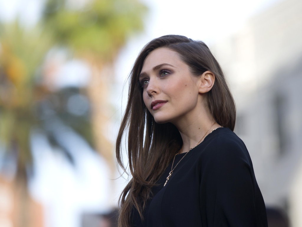 Нежная красивая девушка, актриса Элизабет Олсен