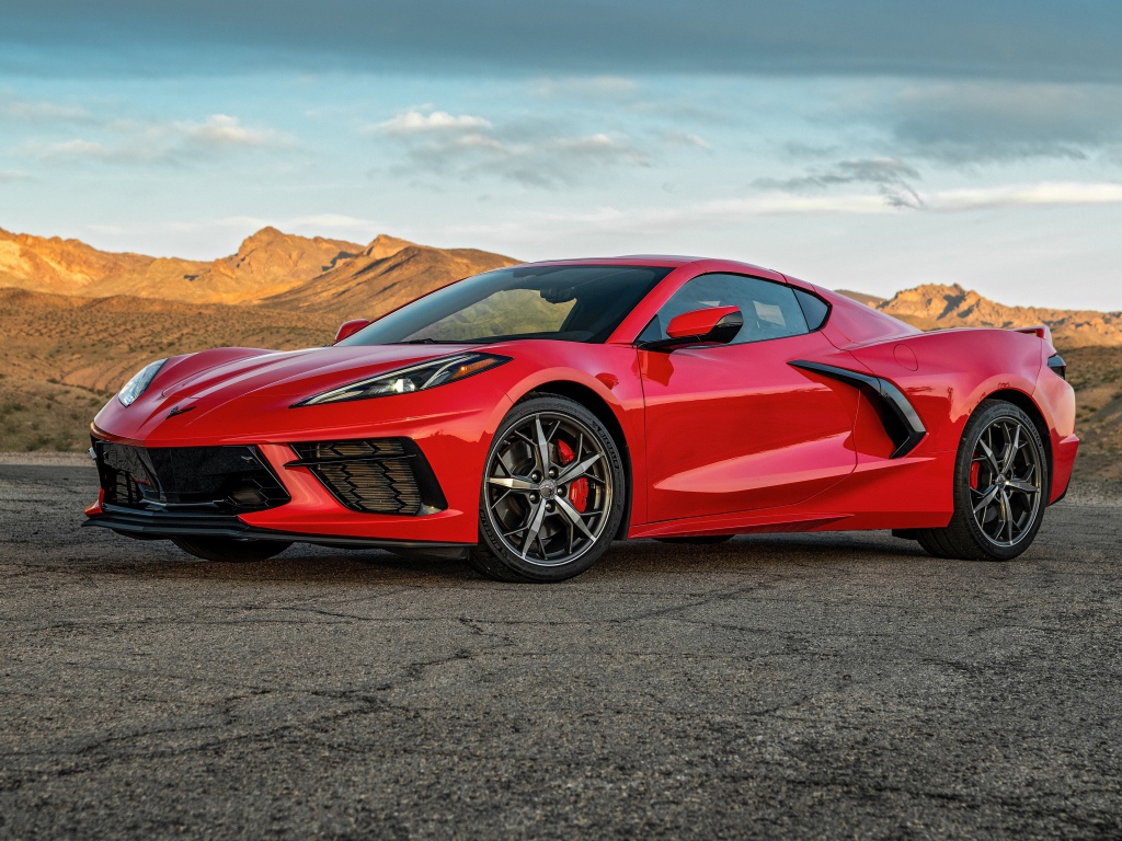 Красный автомобиль  Chevrolet Corvette Stingray Z51, 2020 года 