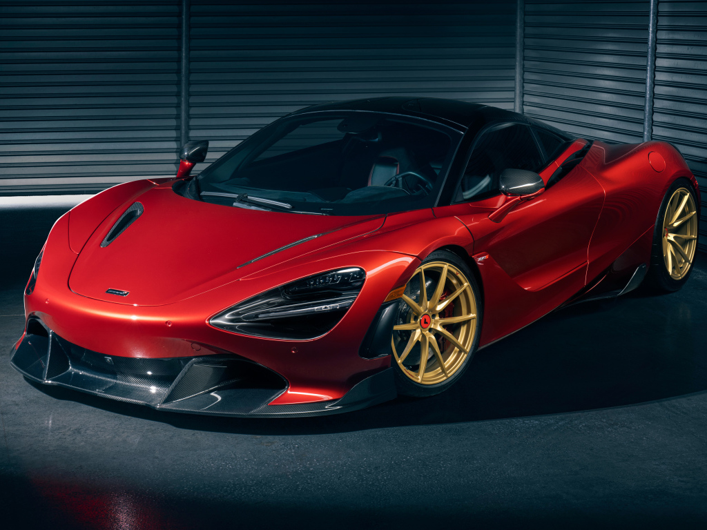 Красный спортивный автомобиль McLaren 720S  в гараже