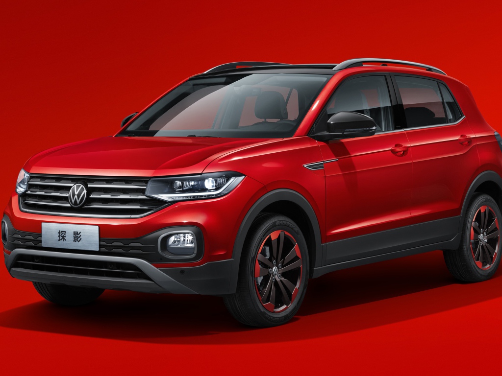 Красный внедорожник Volkswagen Tacqua 280 TSI 2019 года 