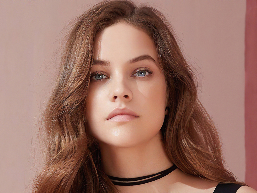 Нежная девушка с серыми глазами, модель Барбара Палвин