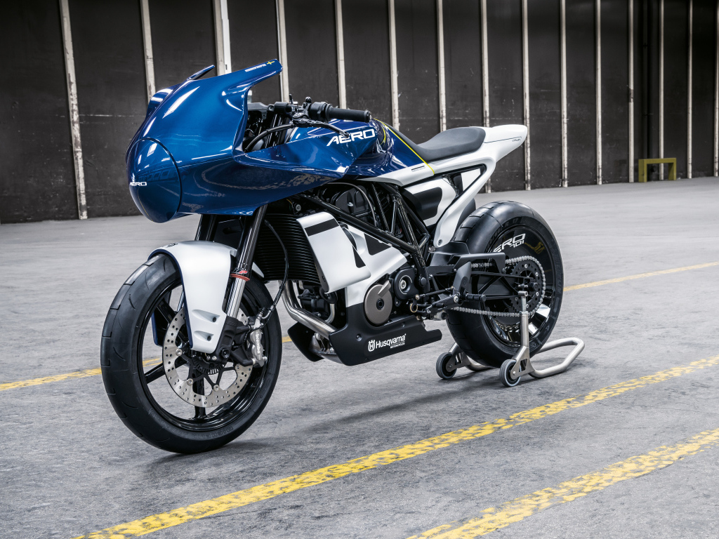 Мотоцикл Husqvarna Vitpilen 701 Aero Concept 2019 года на дороге