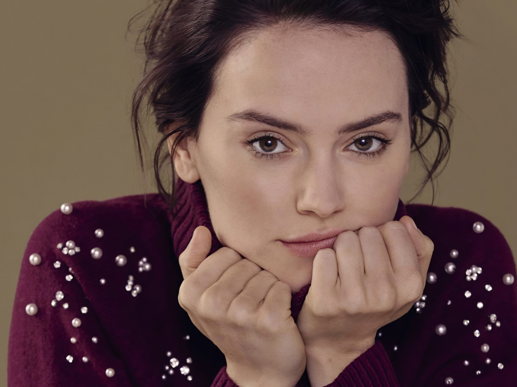 Актриса Дэйзи Ридли лицо крупным планом