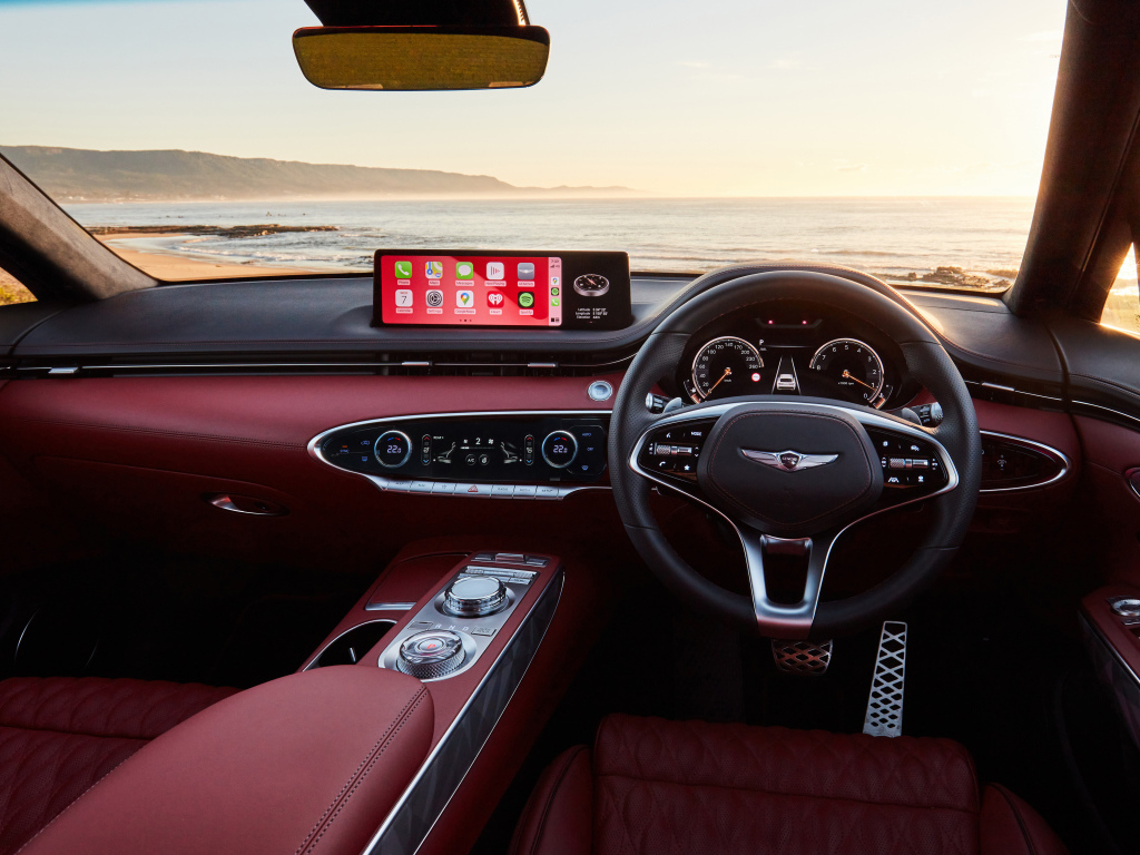 Красный кожаный салон Genesis GV70 2.5T AWD 2021 года