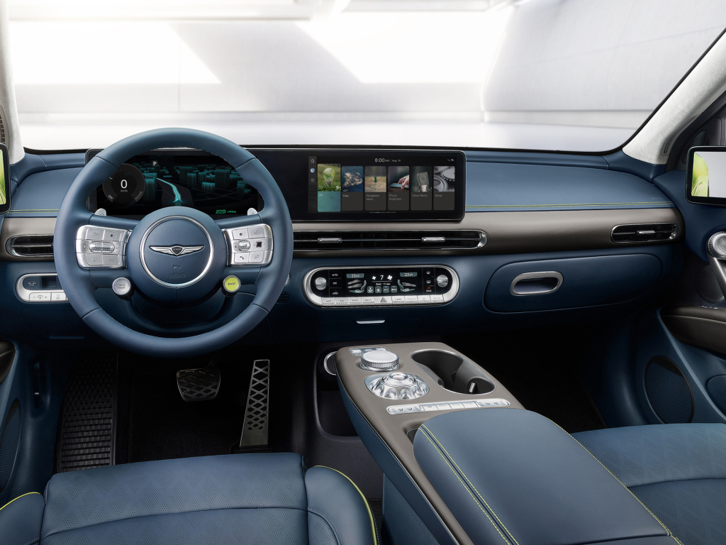 Кожаный салон автомобиля Genesis GV60, 2021 года