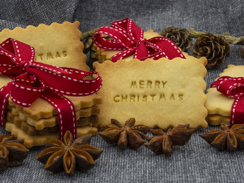 Рождественское печенье с бантами и бадьяном