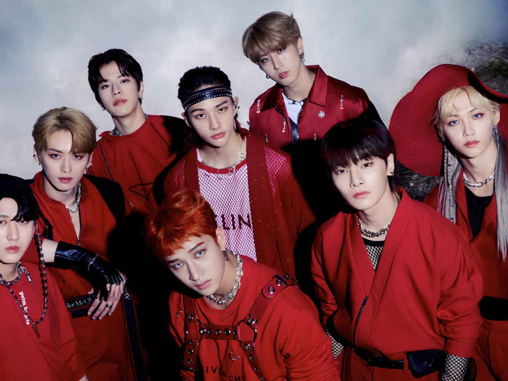 Корейский музыкальный коллектив  Stray Kids
