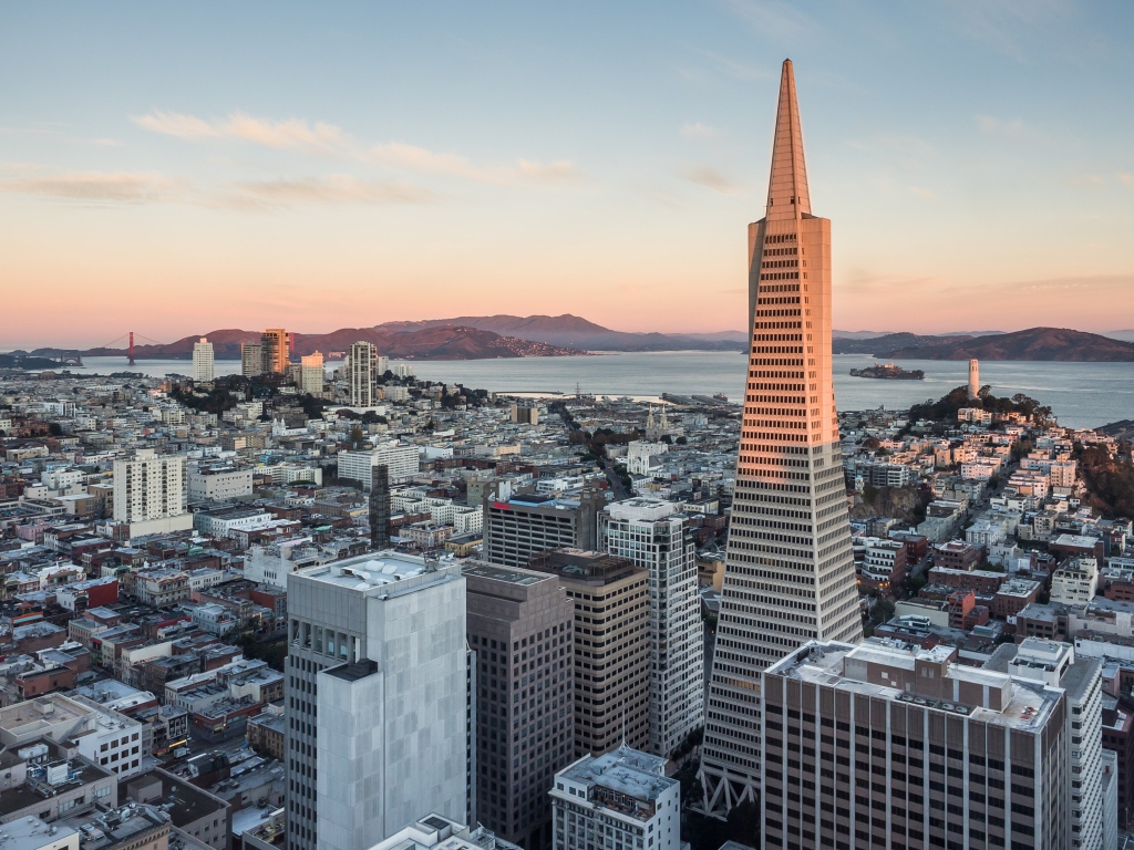 Высокое здание Трансамерика, Сан-Франциско. Калифорния США