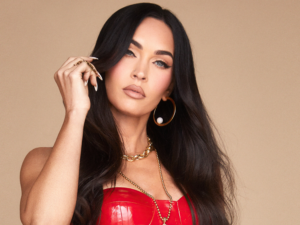 Bright blue-eyed brunette actress Megan Fox