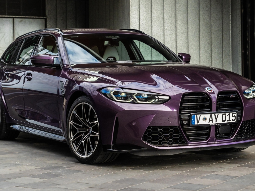 Автомобиль  BMW M3 Competition Touring M XDrive 2023 года