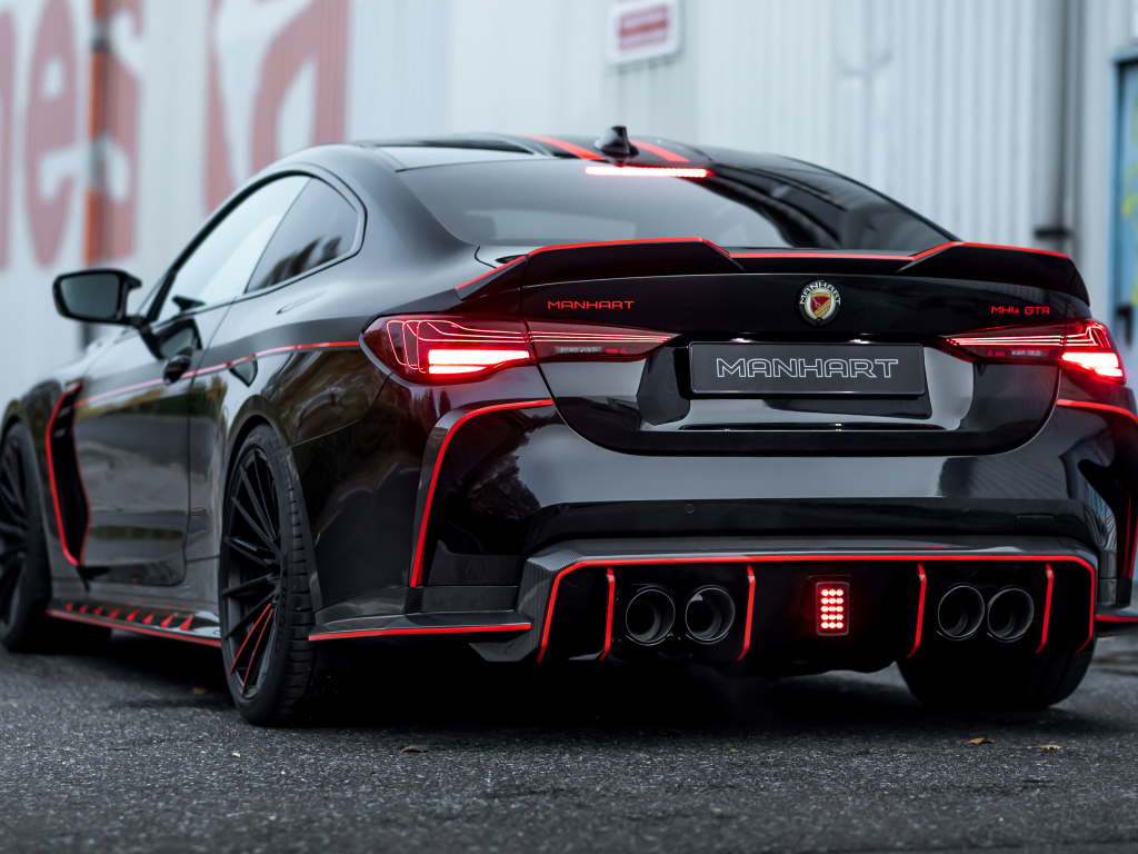 Автомобиль Manhart MH4 GTR II 2022 вид сзади
