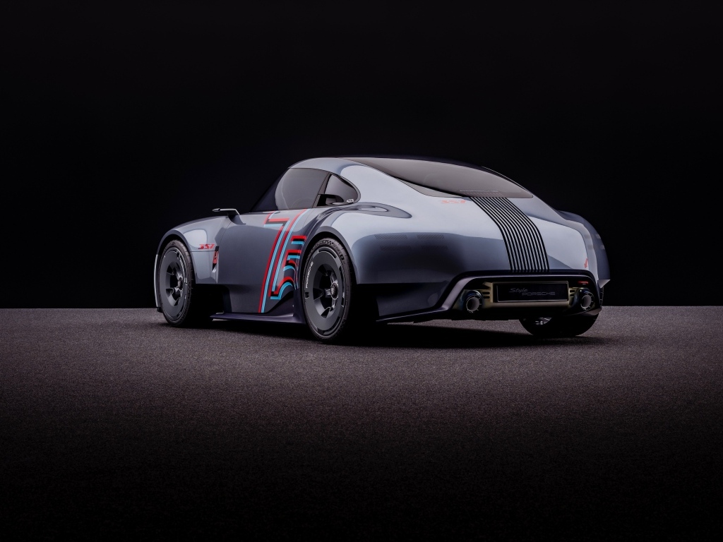Автомобиль Porsche Vision 357 2023 вид сзади