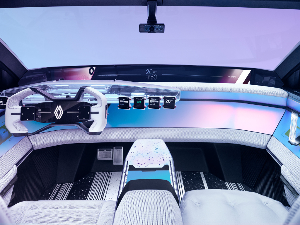 Стильный дорогой салон автомобиля Renault Scénic Vision 2022