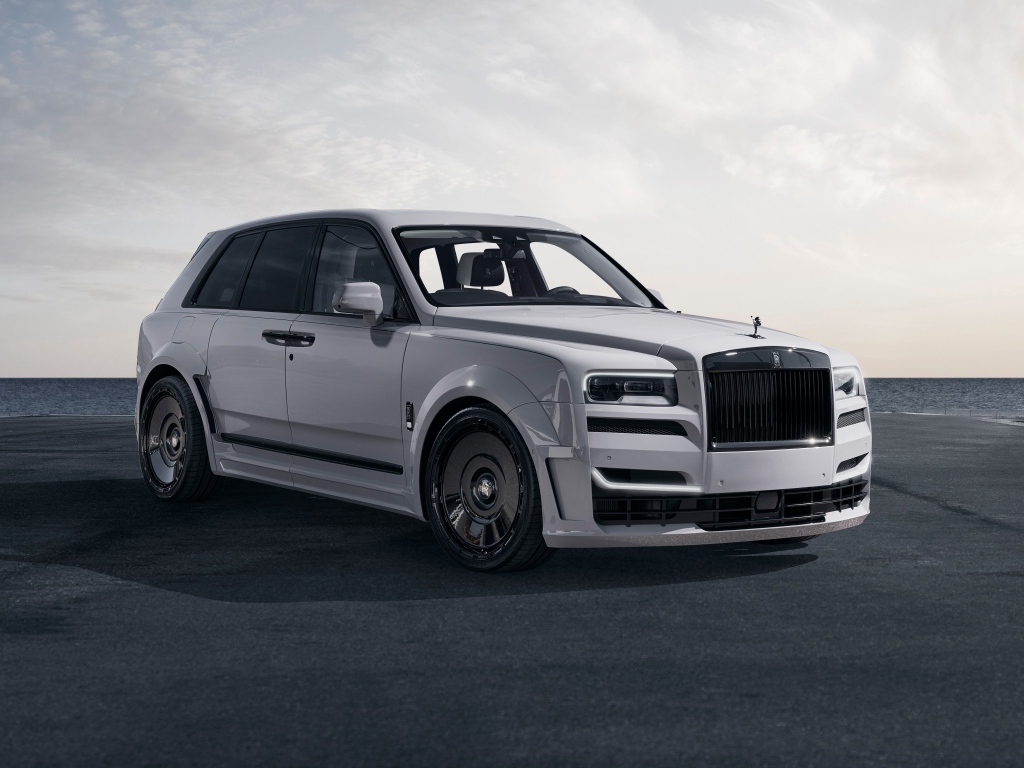 Дорогой автомобиль Rolls-Royce Cullinan Overdose S 2023 года