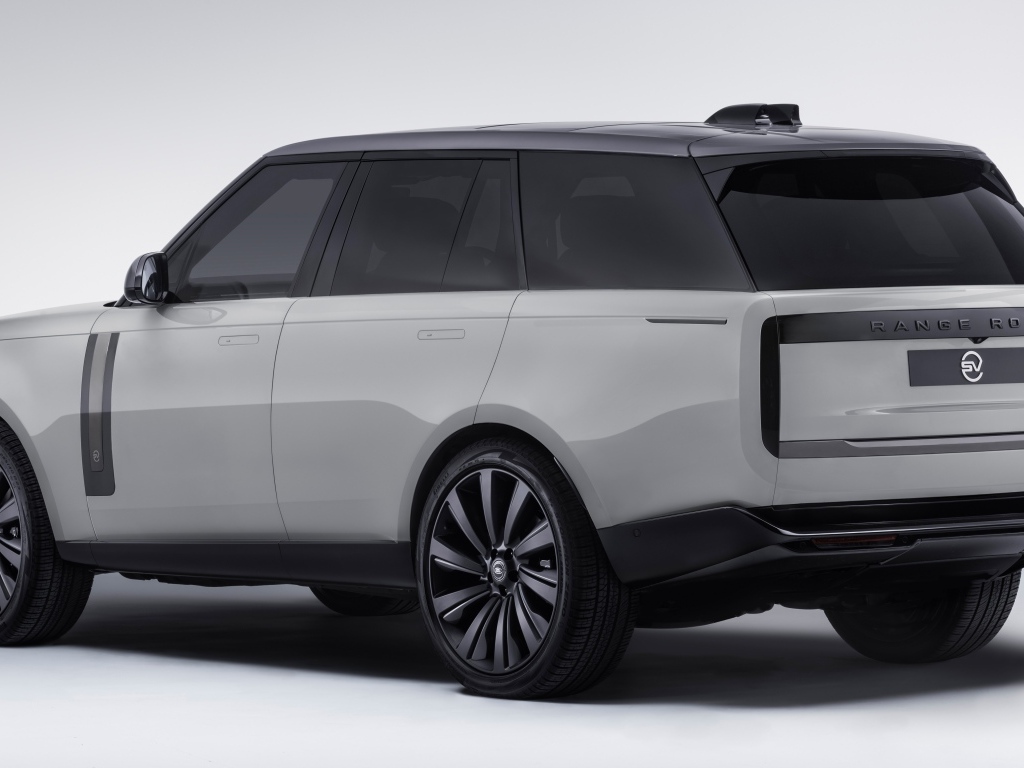 Внедорожник Range Rover SV Lansdowne Edition 2023  вид сзади