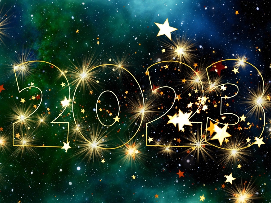 Яркая надпись 2023 с искрами