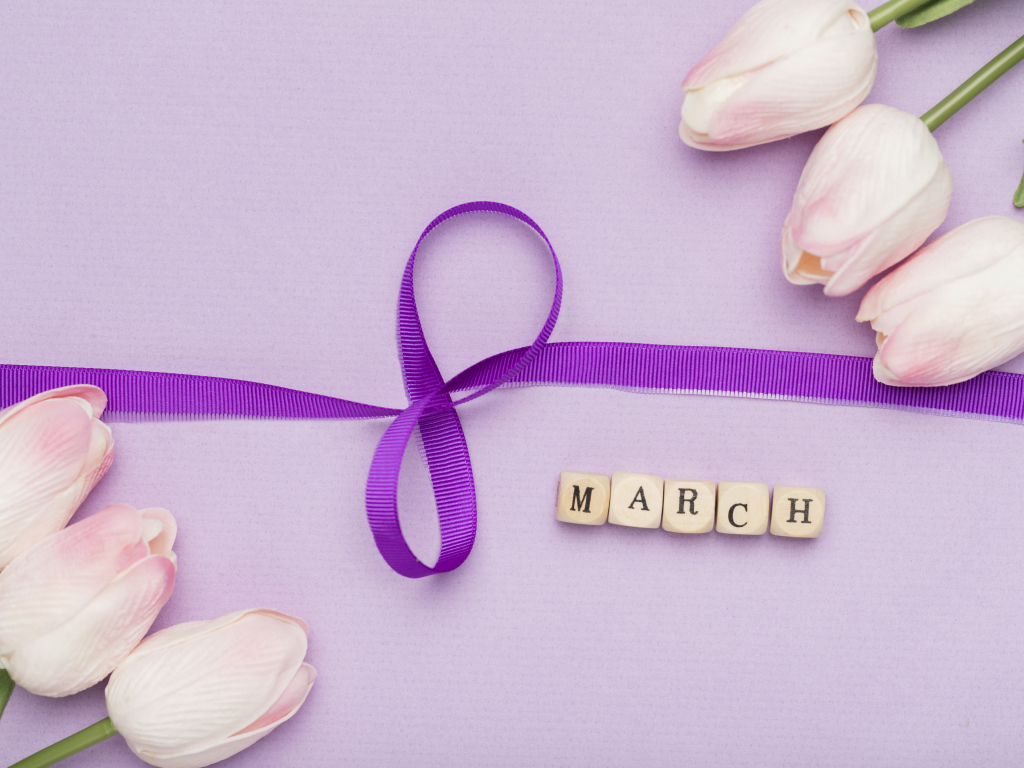 Нежная открытка с розовыми тюльпанами на 8 марта