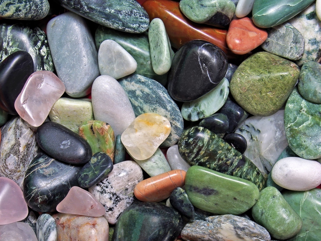 Разноцветные минералы крупным планом