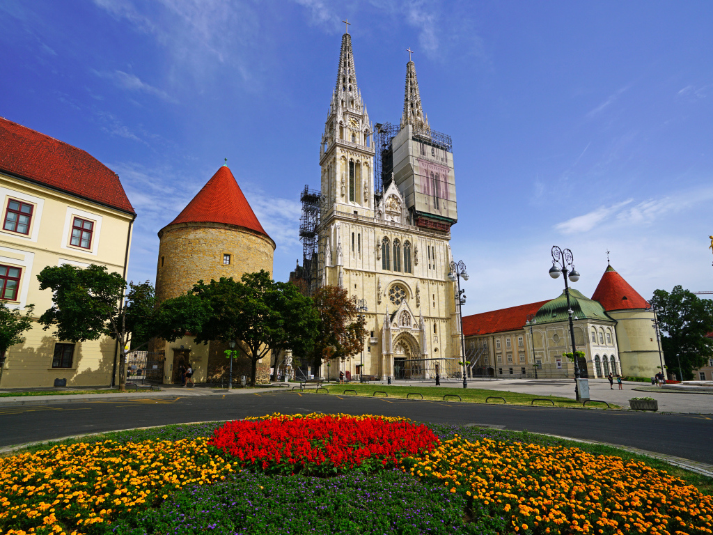 Красивый вид на Загребский собор, Хорватия