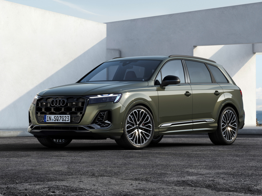 Автомобиль Audi SQ7 TFSI 2024 года