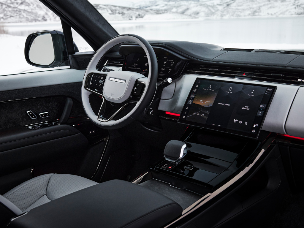 Салон автомобиля Range Rover Sport Park City Edition 2024  года