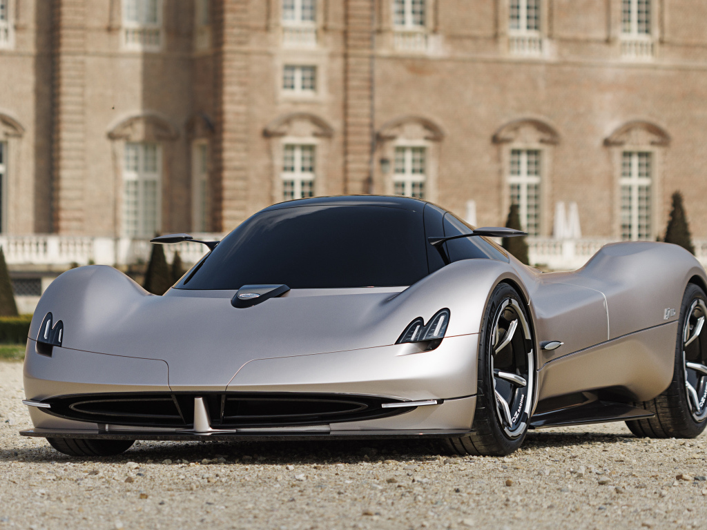 Серебристый дорогой автомобиль Pagani Alisea By IED 2024 года