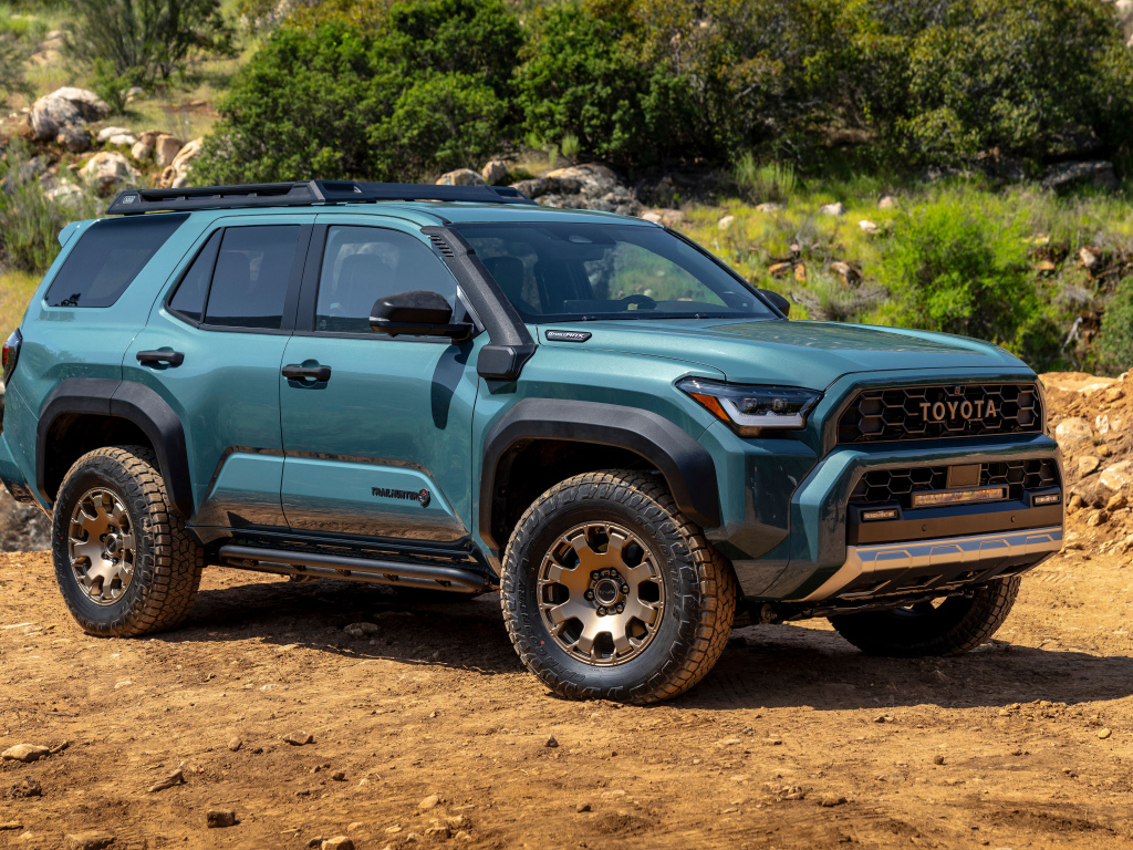 Внедорожник Toyota 4Runner Trailhunter  2025 года
