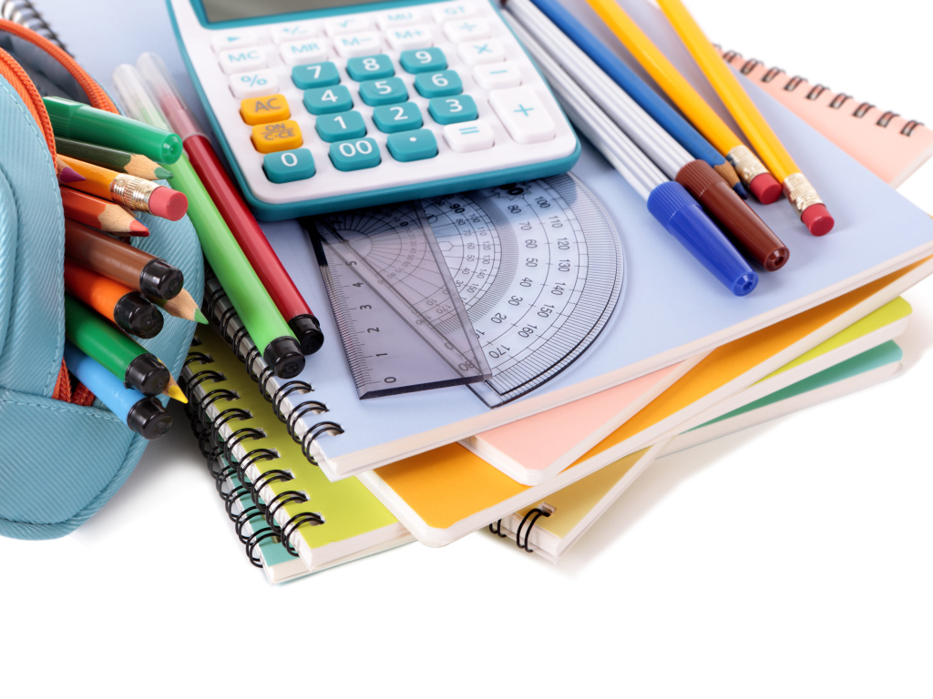 Канцелярские предметы для школьника