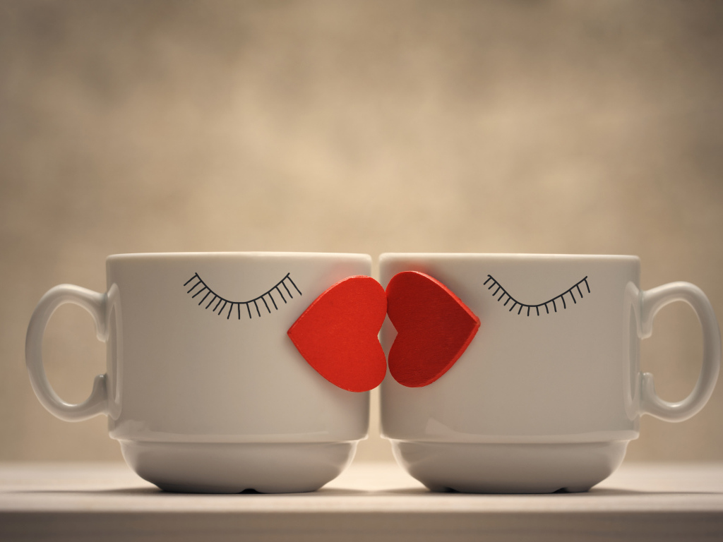 Чашки для кофе для влюбленной пары