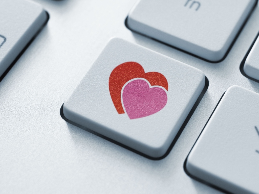 Кнопка клавиатуры с сердечками