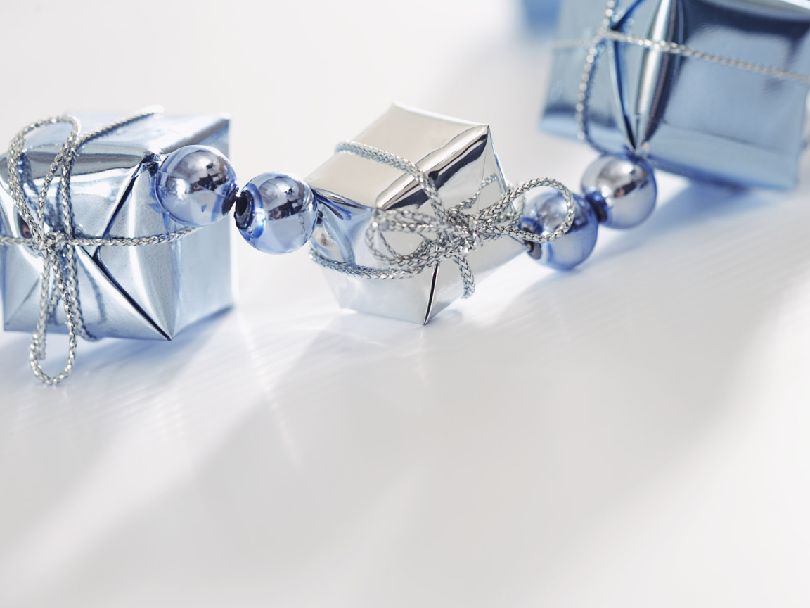 Украшения к празднику Нового Года