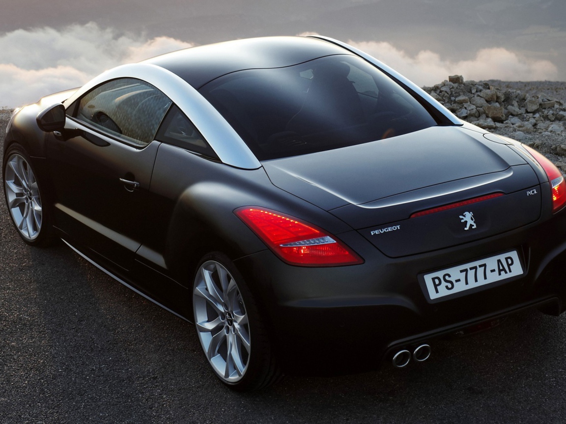 Черный Peugeot