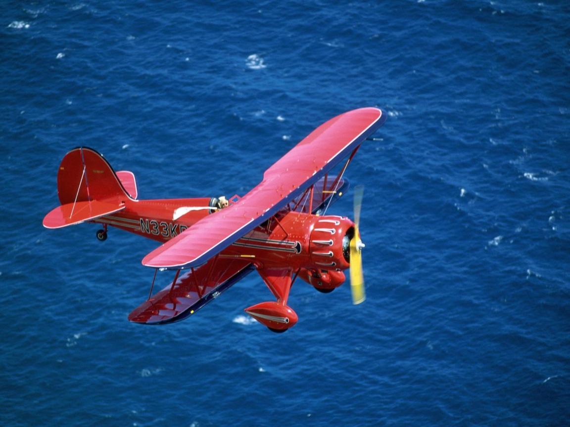 Полет над водой