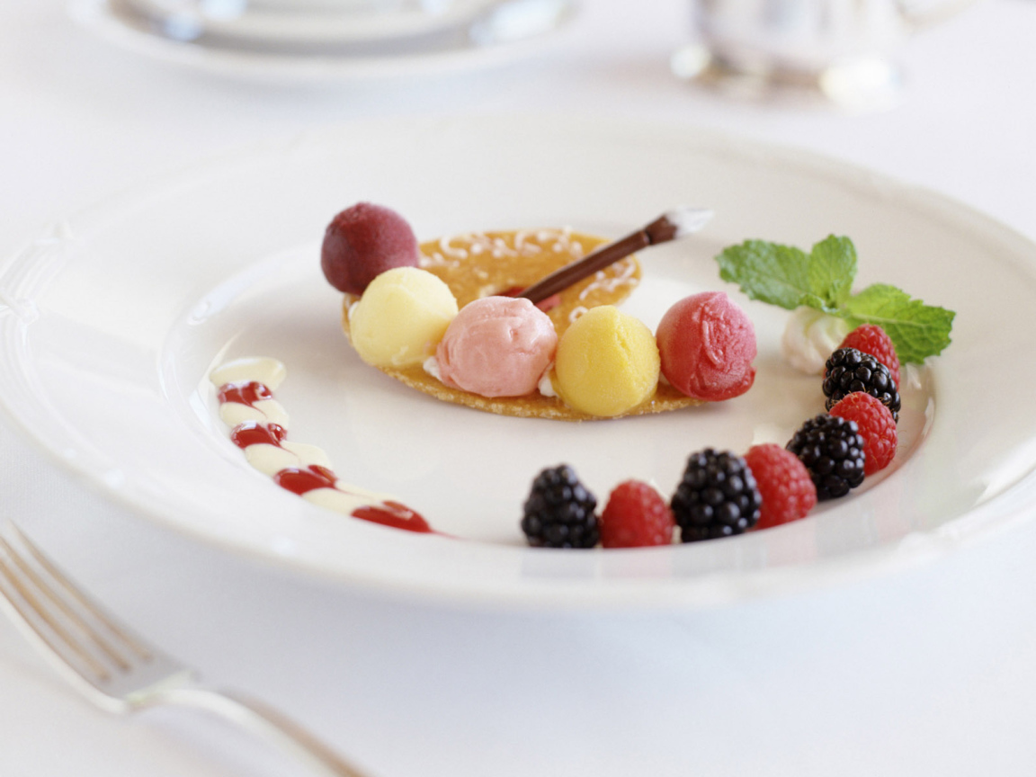 Красивый десерт