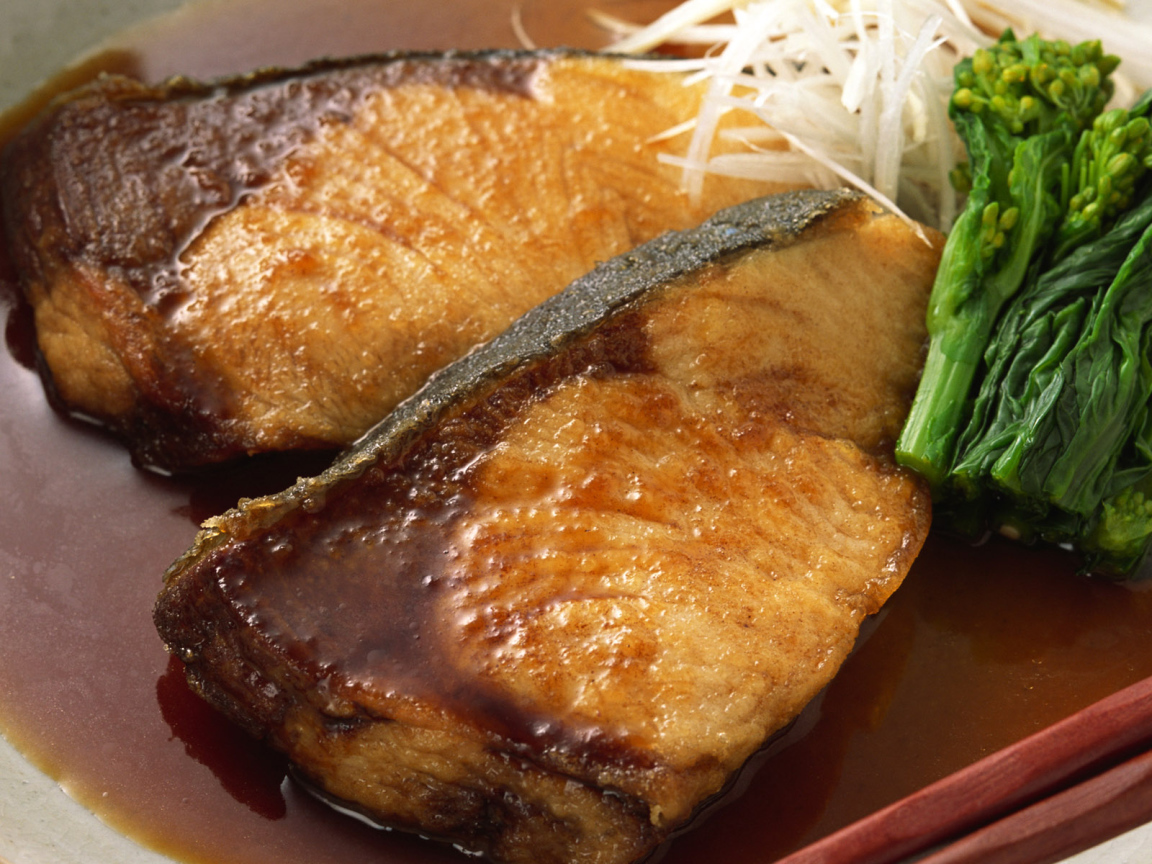 Два кусочка мяса