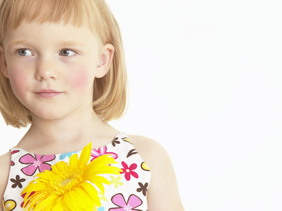 Симпатичная девочка