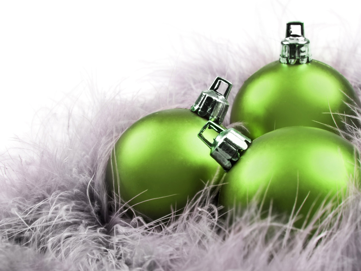 Зеленые шарики