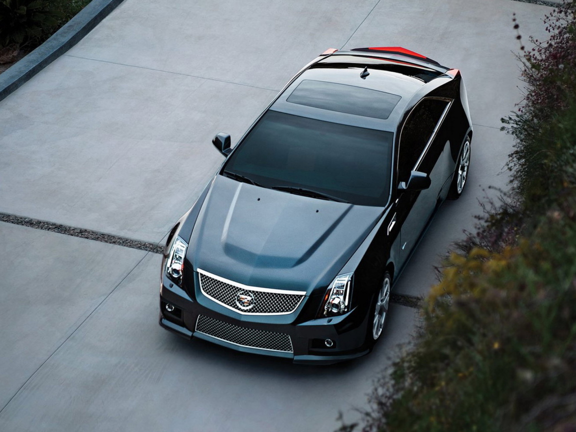 Кадиллак CTS-V в купе