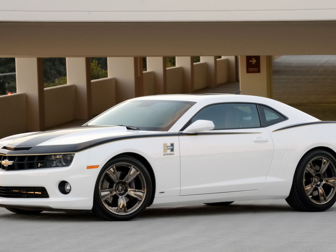 Hurst Camaro Series 5