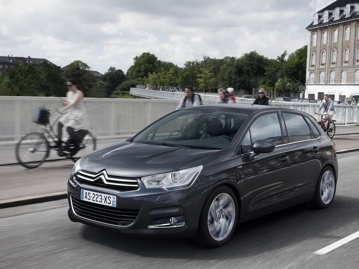 Ситроен С4 хэтчбек