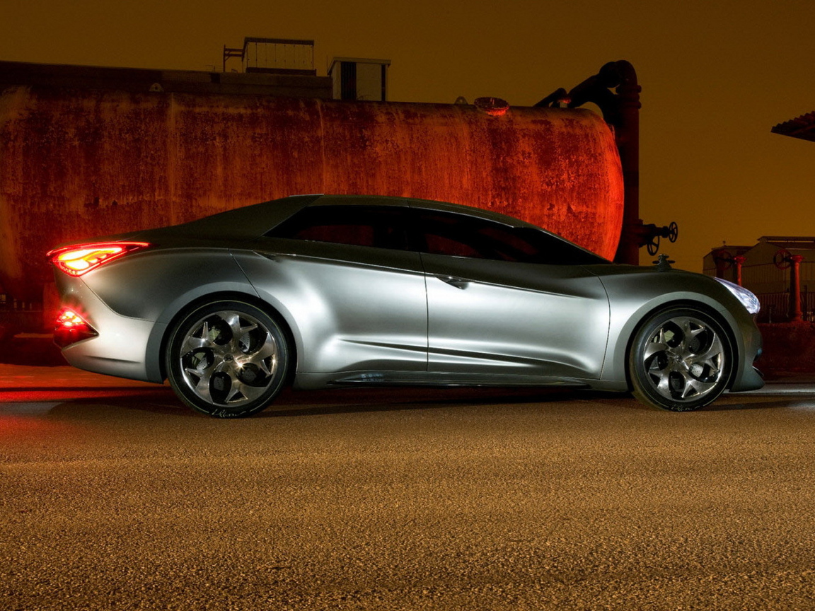 Hyundai i flow Concept в ночи