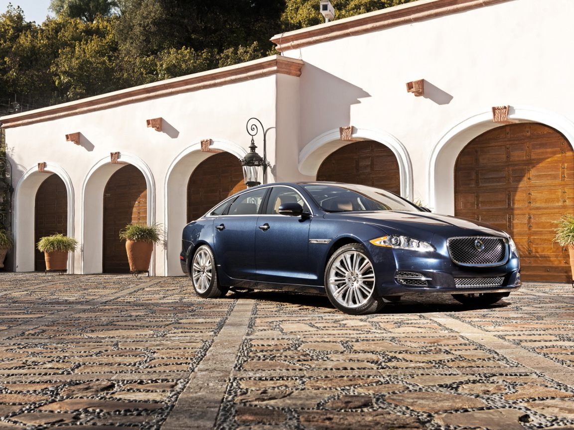 Jaguar-XJ-Supercharged