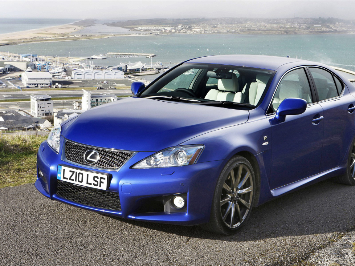 Лексус IS-F в синем цвете